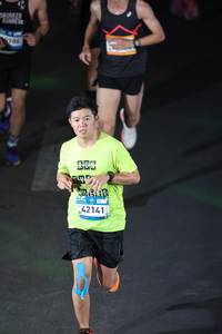 BIB: 986, 42141
                            <button type="button" onclick="openModal(22940534)" class="btn btn-primary btn-sm float-right btn-popup" data-toggle="modal" data-target=".modal-high-quality">
                        <i class="fas fa-shopping-cart"></i> Add to Cart
                    </button>
                                            <button type="button" onclick="isThisMe(22940534, true)" class="btn btn-success btn-sm float-right btn-popup btn-isme hidden" data-toggle="tooltip" data-placement="bottom" title="นี่คือรูปของคุณใช่ไหม คลิกที่นี่เพื่อเอาเข้าอัลบั้ม">
                        <i class="fas fa-plus"></i> Add to album
                    </button>
                    <button type="button" onclick="isThisMe(22940534, false)" class="btn btn-warning btn-sm float-right btn-popup btn-isnotme hidden">
                        <i class="fas fa-ban"></i> Remove from album
                    </button>